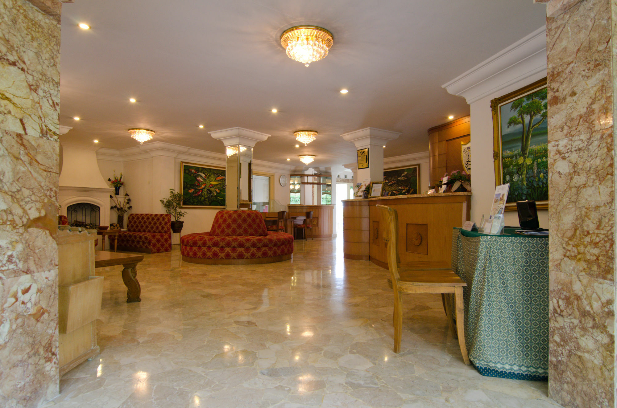 Club Bali Suites At Kota Bunga Cipanas  Extérieur photo